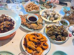 -嗨辣小聚·盘锦河蟹·海鲜烧烤龙虾(盘锦十年好店)
