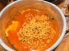 -喇喇排骨火锅·传统韩式脊骨汤(望京西园总店)