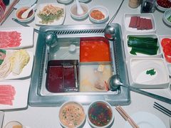 -海底捞火锅鲜切牛肉主题店(长寿路店)