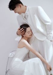 -钟爱一生婚纱摄影旗舰店