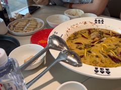 -渔语鱼酸菜鱼新川菜(来福士店)