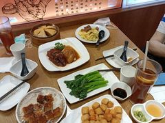 -点点心港式茶餐厅(南京西路店)