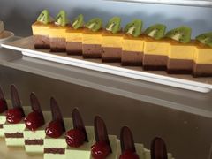 -荣誉国际酒店-云顶旋转餐厅