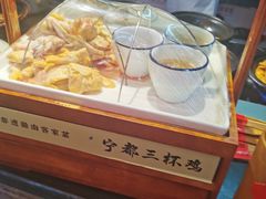-客家大院·非遗赣南客家菜(郁孤台店)