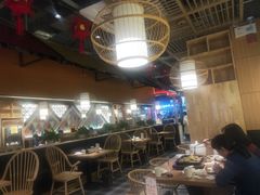 大堂-坂上烧铁板鮰鱼(和谐广场店)