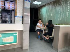 -华莱士·全鸡汉堡(沙井博岗店)
