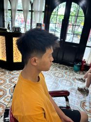 -豪帅男士理容馆