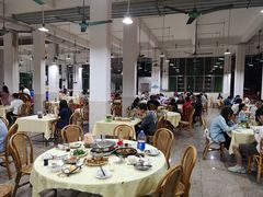 大堂-标记美食新鲜猪杂(兴南大道店)