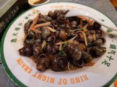 -威记烧嘢·南宁烧烤·超级生牛(绿地店)
