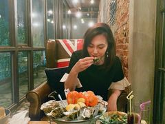 -斯普汇生蚝牛排馆(中骏世界城店)
