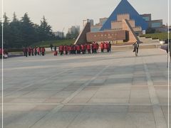 -上海市龙华烈士陵园