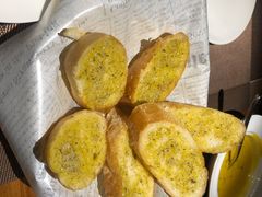 蒜香黄油法包-秀·爱尔兰餐吧(上海路店)