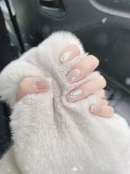 -悦指间美甲美睫