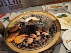 -山焱·炭火自助烤肉(周浦万达店)