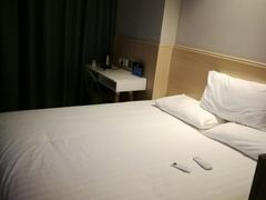 -海友酒店(北京雍和宫地铁站店)