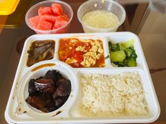 -山明水秀大饭店