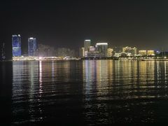 -万绿园
