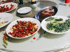 -庄姐川味海鲜B栋2排2号(万人海鲜广场火车头店)