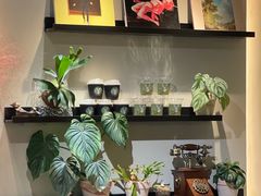 -luutosa  cafe & tea 鹿兔山