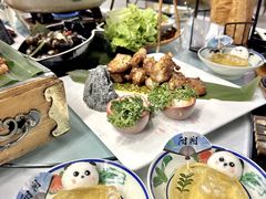 -刘姐啤酒鱼民族演艺餐厅(西街总店)