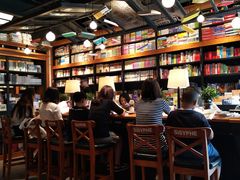 -西西弗书店&矢量咖啡(凯德晶萃广场店)