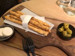 酥脆芝士条指尖小食-星巴克臻选(北京蓝色港湾RO店)
