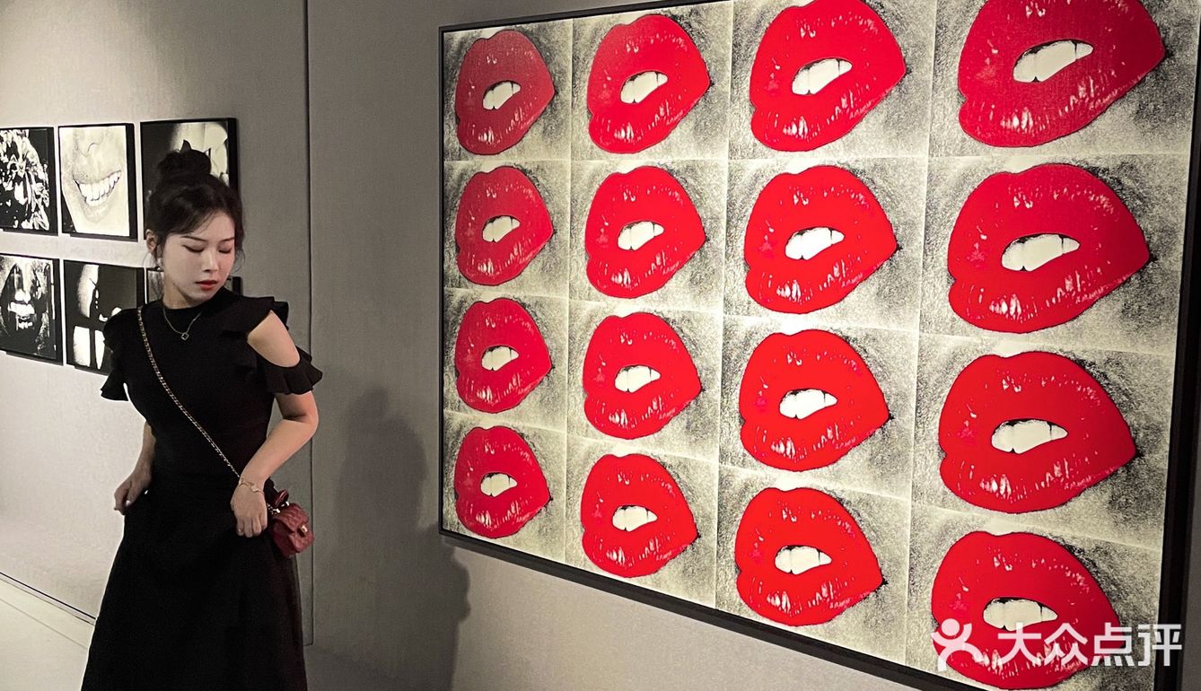 上海看展📷在森山大道的光影中看到光的化石