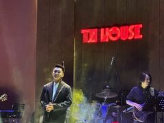 -TZ House音乐现场(来福士中心店)