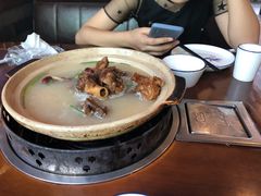-亿诣蝎府炸酱面羊蝎子火锅(酷车小镇店)