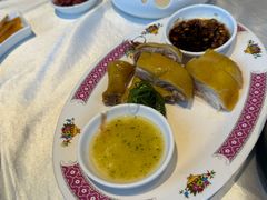 白切清远鸡-炆艺乳鸽·煲仔饭大排档(望京来广营店)