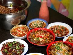 -四小区火锅·巷子里的重庆火锅(花照壁店)