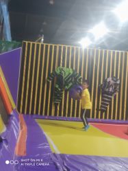 -飞跃蹦床乐园(南山科技园店)