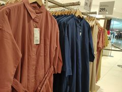 -优衣库(威海威高购物中心店)