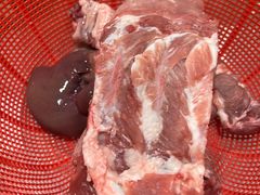 -标记美食新鲜猪杂(兴南大道店)