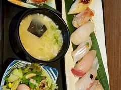 -家贺屋刺身寿司专门店