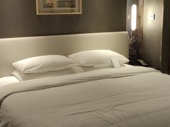 -上海世茂皇家艾美酒店