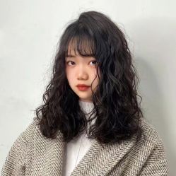 -IU潮牌·SALON