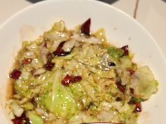 -阿瓦山寨·湘菜现炒·剁椒鱼头王(咸阳总店)