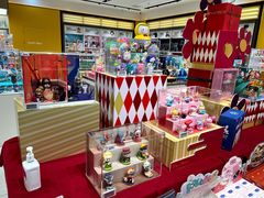 -泡泡玛特POPMART(万达店)