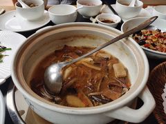 -黔蘑菇四季餐厅(观山湖店)