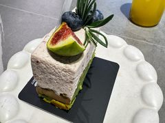 -W COLLECTIVE  DESSERT SHOP