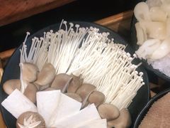 -捞围鲜·港式打边炉(海阳路店)