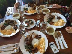 -Pundi Pundi Restaurant