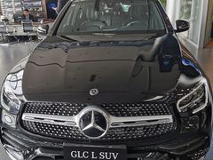 -天津波士信达奔驰4S店(卫津南路店)