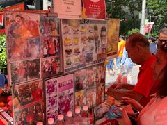 -詹爷爷乌节路街头冰淇淋