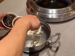 -黑金·寻焰自助百汇·烤肉·火锅(中街店)