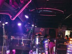 -vimi便利店酒吧