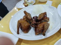 -鹏城人家海鲜酒家·23年老字号(较场尾店)