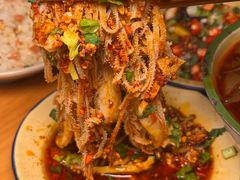 -拈签一笑黄牛肉辣卤串串