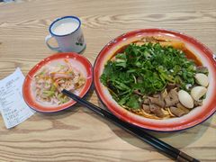 -刘二姐襄阳牛肉面(鸟巢店)